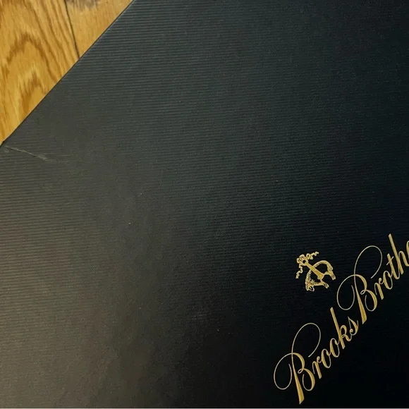 Brooks Brothers Gift Box - Picture 2 of 4
